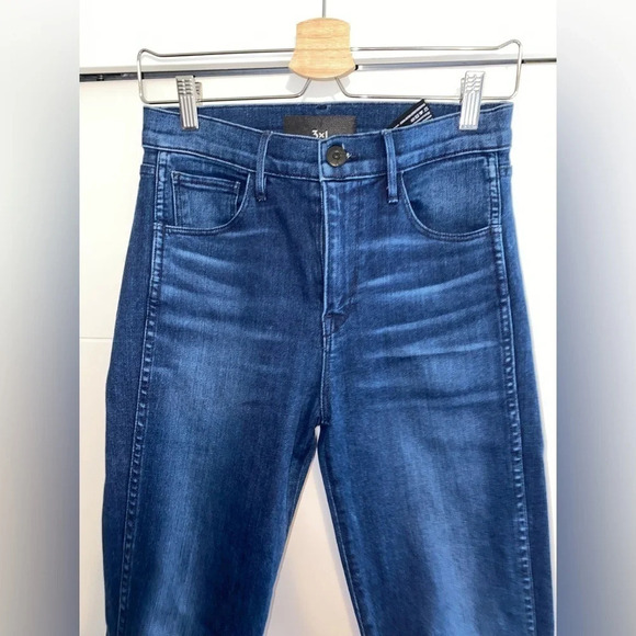 3X1 Cropped Eleta Mid-Rise Straight Leg - Picture 7 of 8